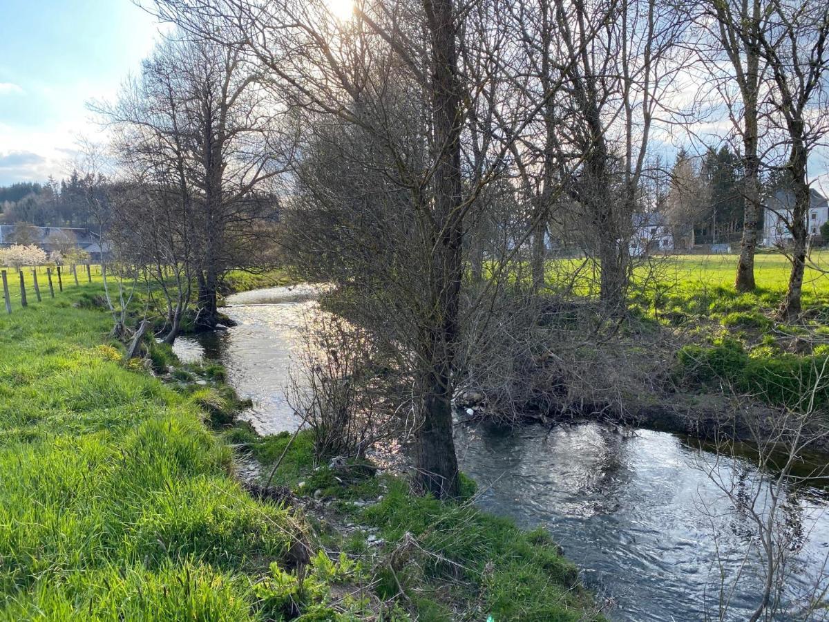 Le Heron - Gite De Charme Cloture, Acces A La Riviere - 6 Ou 10 Personnes Fauvillers Bagian luar foto
